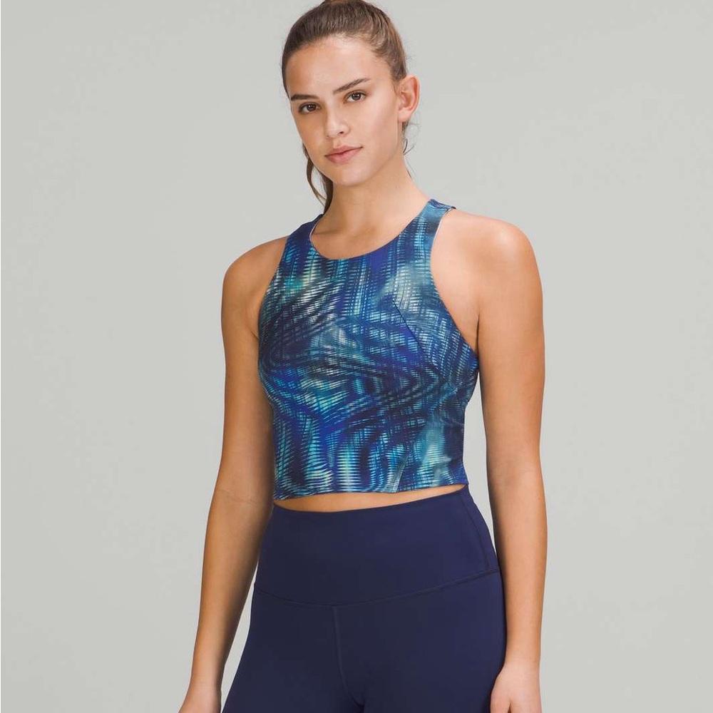 Lululemon Invigorate Training Tank Top
Shapeshifter Flux Blue Multi